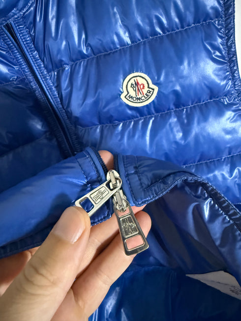Moncler Gui Gilet Size 3 Light Blue