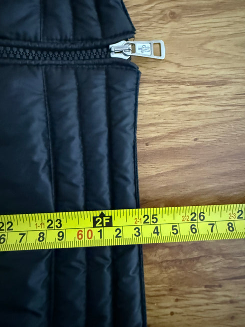 Moncler Gir Gilet Size 2 Black