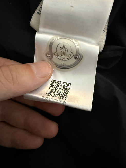 Moncler Geant Jacket Size 4 Black