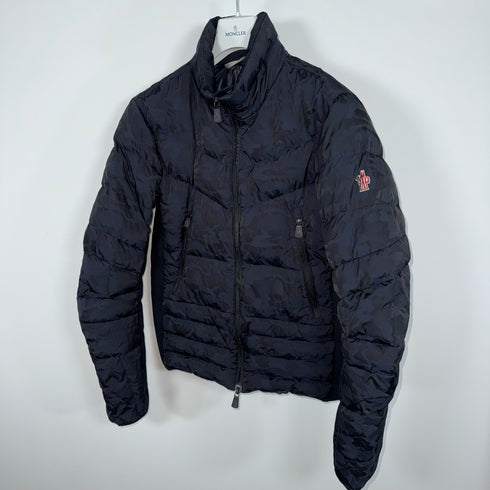 Moncler Grenoble Carrigvore Men’s Jacket - Size 2 (S) - Navy & Black Camo
