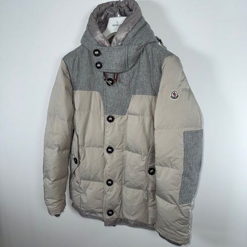 Moncler Pyrenees Men’s Jacket - Size 5 (XL) - Beige/Grey