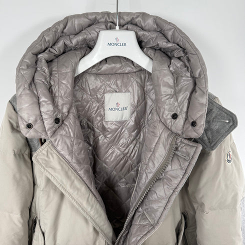 Moncler Pyrenees Men’s Jacket - Size 5 (XL) - Beige/Grey