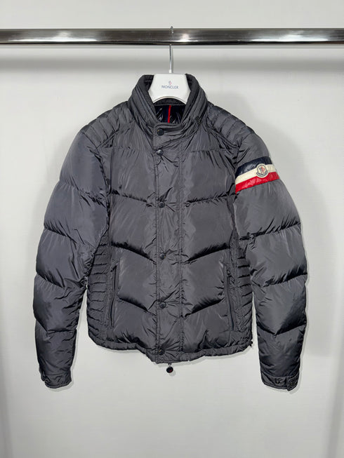 Moncler Chamonix jacket size 3 grey