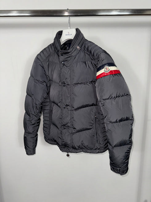 Moncler Chamonix jacket size 3 grey