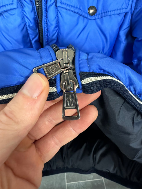 Moncler Thomas jacket size 2 blue