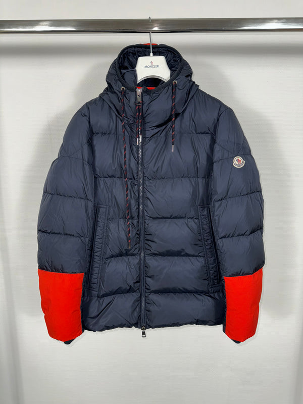 Moncler Drake jacket size 3 navy blue
