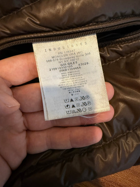 Moncler Gui Gilet Size 2 Brown