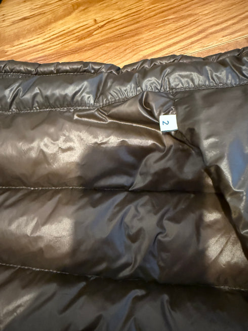 Moncler Gui Gilet Size 2 Brown