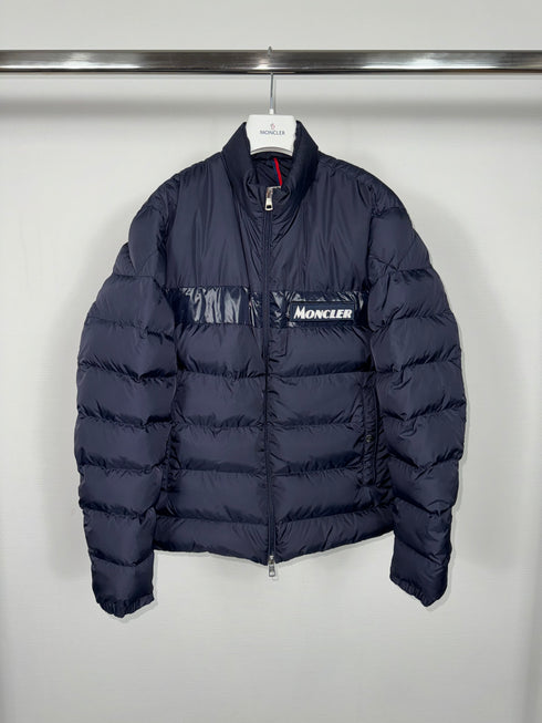 Moncler Servieres jacket size 3 navy blue