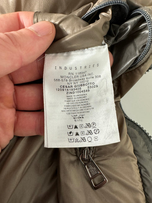 Moncler Cesar jacket size 2 grey