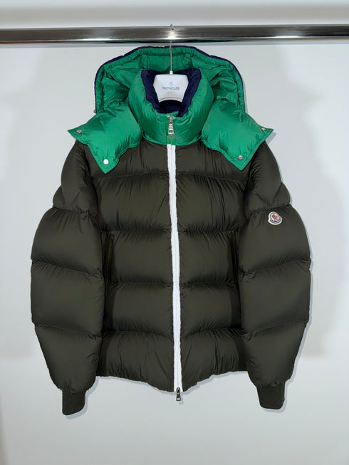 Moncler Loeb Jacket Size 3 Olive Green