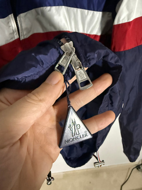 Moncler Cam Jacket Size 4 Navy Blue