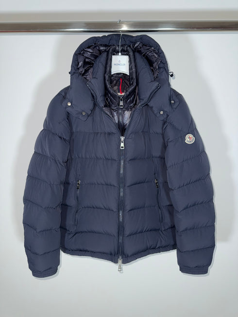 Moncler Brique Jacket Size 3 Navy Blue