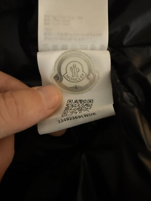 Moncler Gui Gilet Size 3 Black