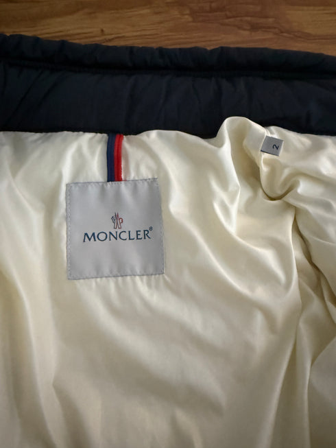 Moncler Chamonix Jacket Size 2 Navy Blue