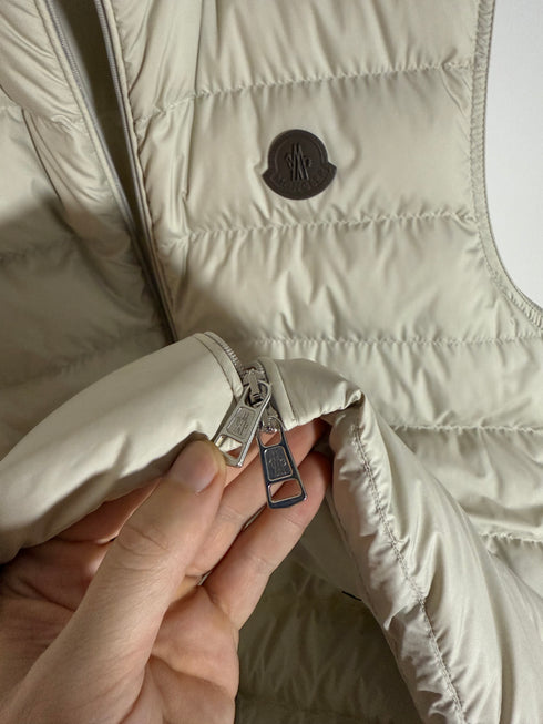Moncler Treompan Gilet Size 4 Beige