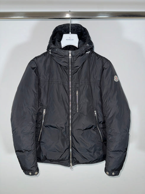 Moncler Jacket Gary size 1 black