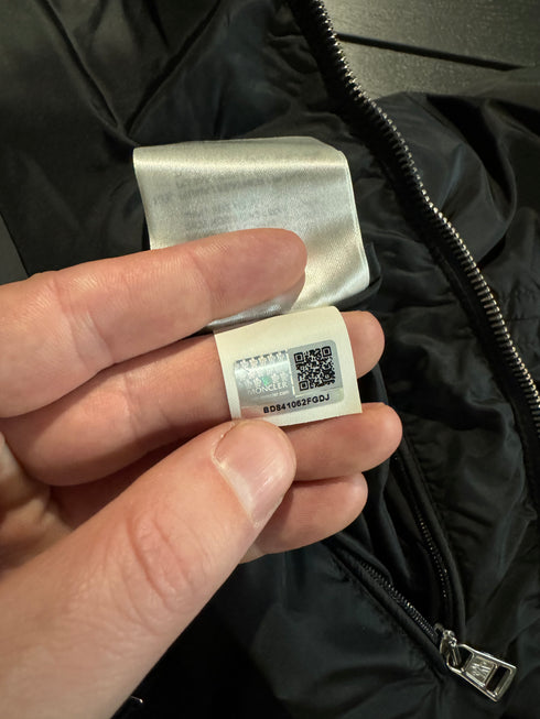 Moncler Jacket Gary size 1 black