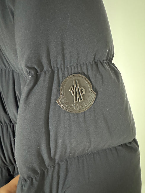 Moncler Loirac Jacket size 6 navy blue