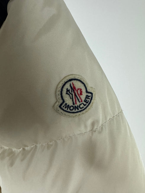 Moncler Austin jacket size 3 white