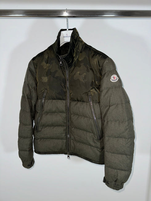 Moncler Dyens jacket size 2 green camo