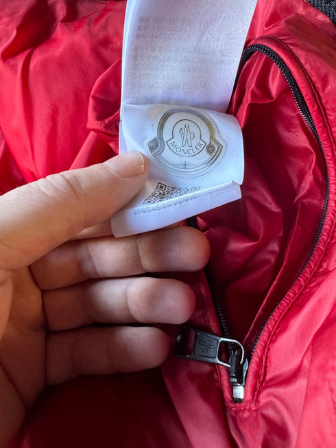 Moncler Myosotis Jacket size 2 red