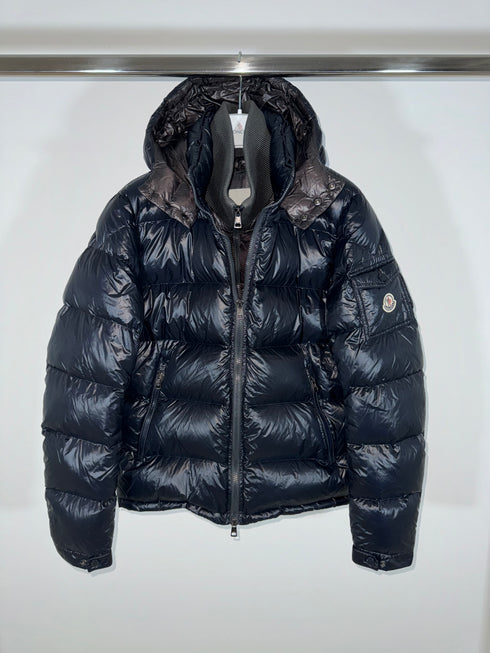 Moncler Jacket Zin size 3 navy blue