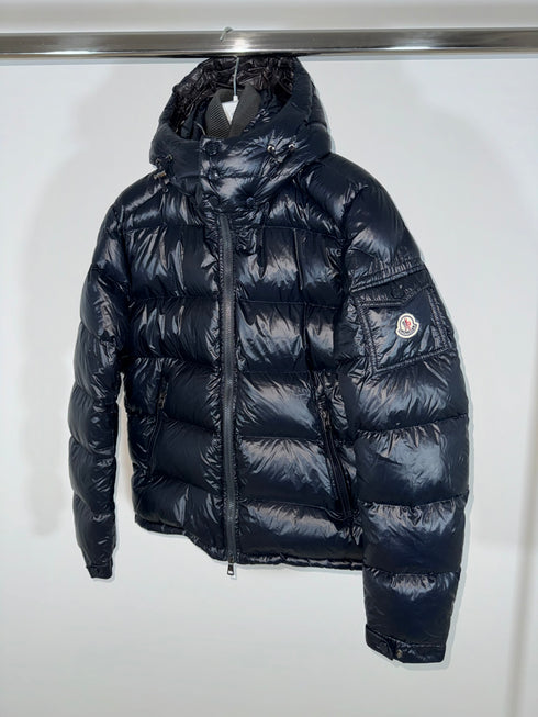Moncler Jacket Zin size 3 navy blue