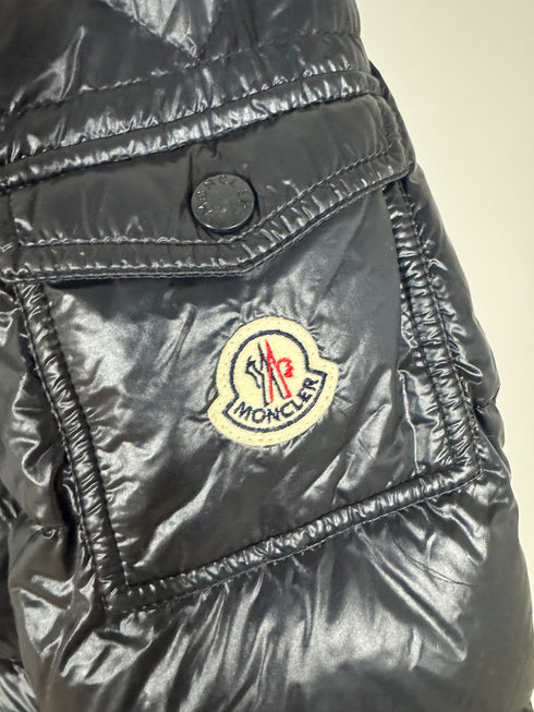 Moncler Jacket Zin size 3 navy blue