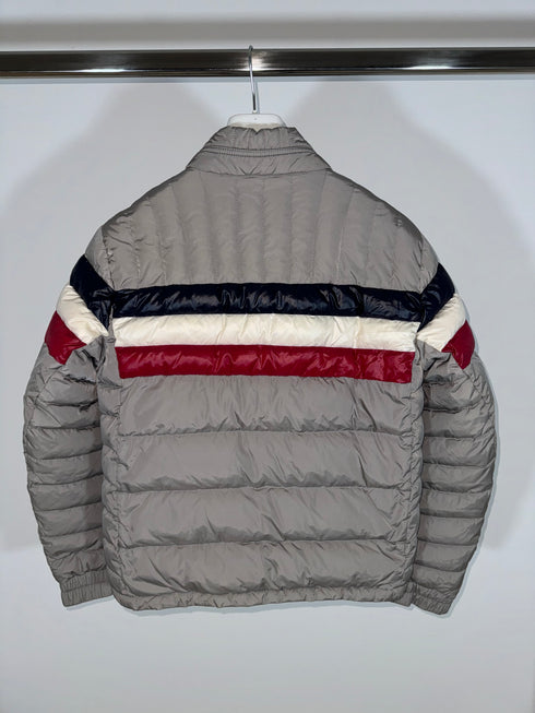 Moncler Menuire jacket size 4 grey