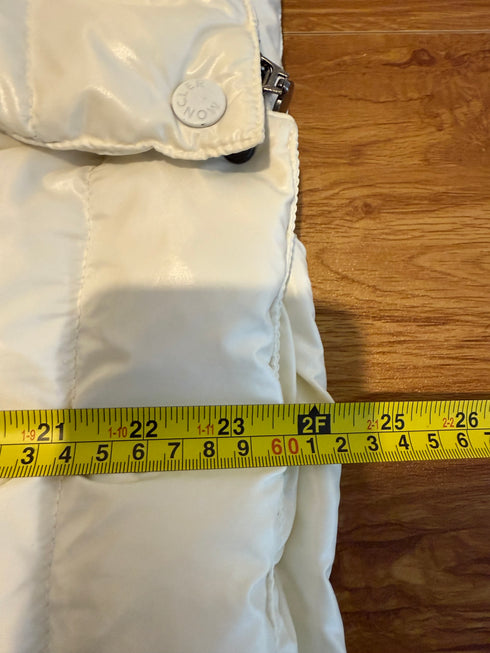 Moncler Tibet Gilet Size 3 White