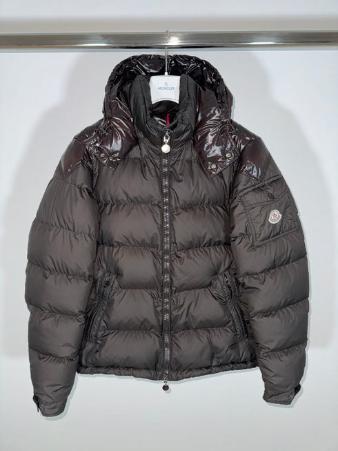 Moncler Chevalier jacket size 5 brown