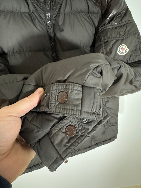 Moncler Chevalier jacket size 5 brown
