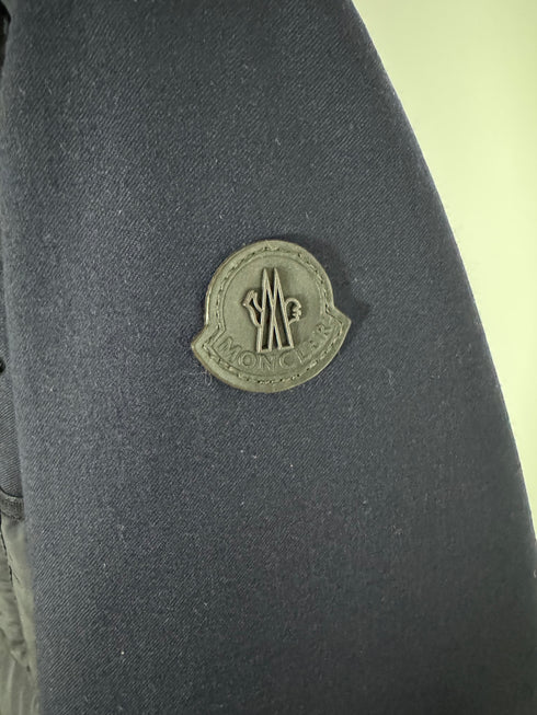 Moncler Ryan jacket size 4 navy blue
