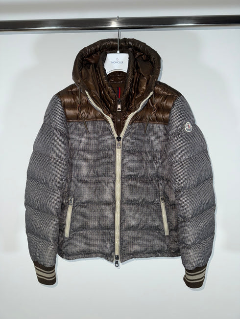 Moncler Eusebe Jacket Size 2 Brown