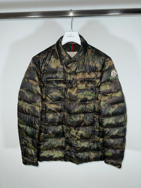 Moncler Robin Jacket Size 4 Camo Green