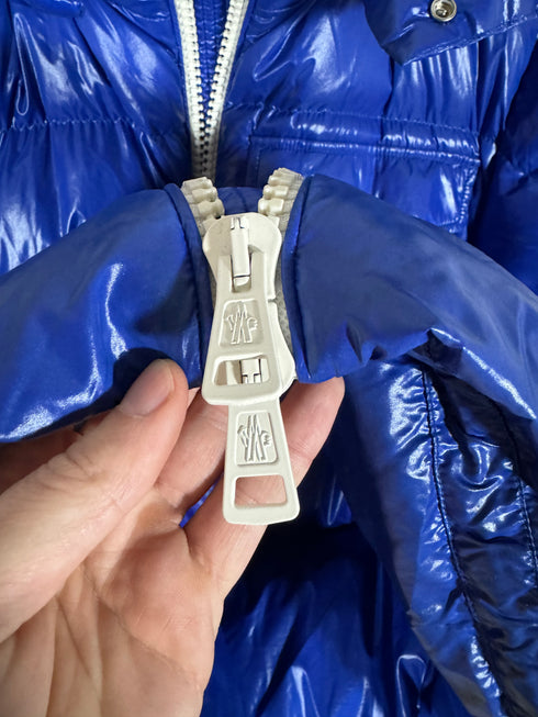 Moncler Vignemale Jacket size 4 electric blue