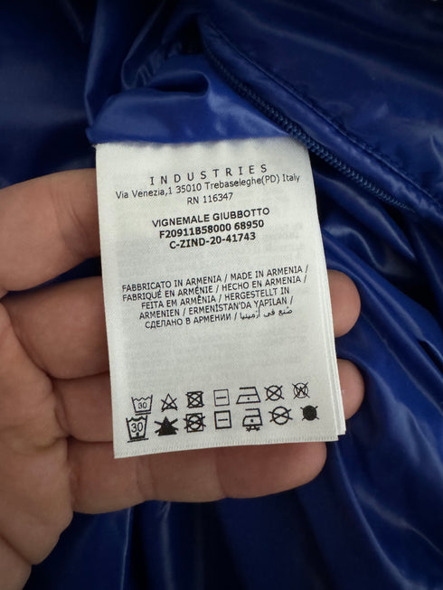 Moncler Vignemale Jacket size 4 electric blue
