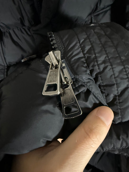 Moncler Cluny Jacket Size 3 Black