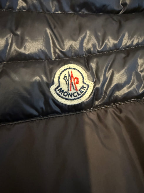 Moncler Dupres Gilet Size 7 Black