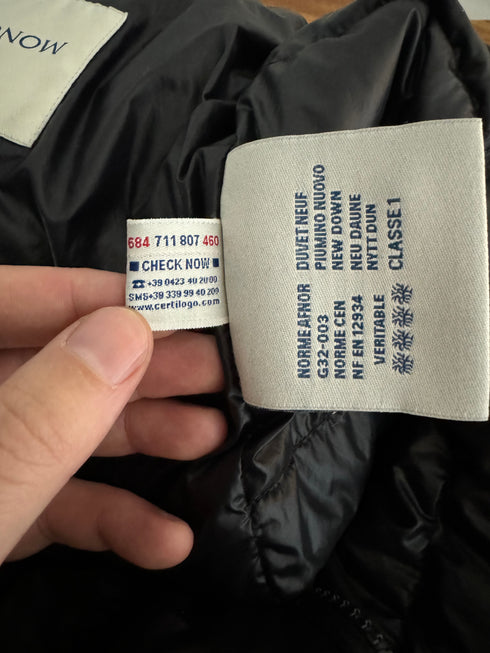 Moncler Delon Jacket size 3 black