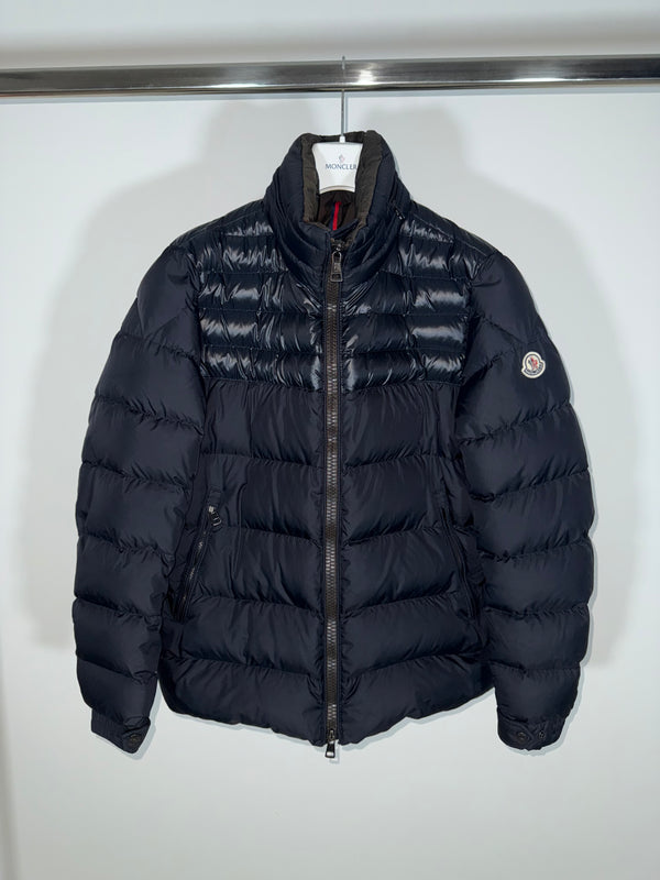 Moncler Dinant Jacket Size 4 Navy Blue