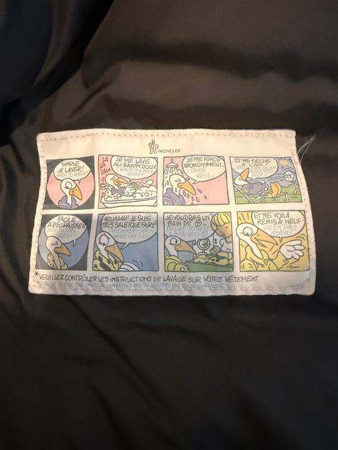 Moncler Dinant Jacket Size 4 Navy Blue