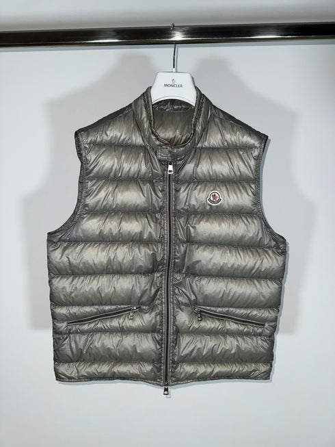 Moncler Gui Gilet Size 4 Grey