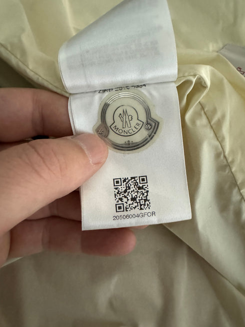 Moncler Jacket Anton size 6 white