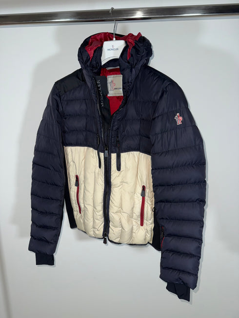 Moncler Semnoz Jacket Size 3 Navy Blue