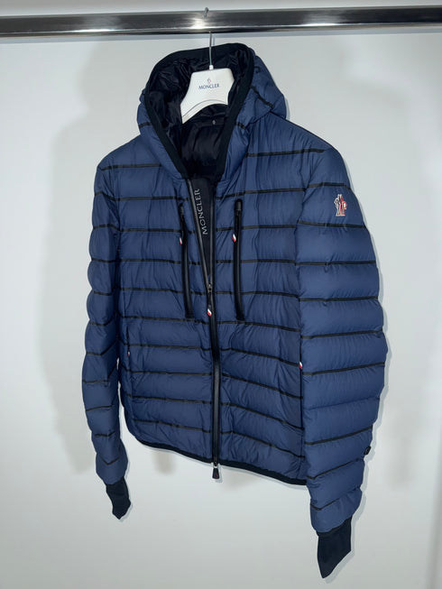 Moncler Emerald Jacket Size 3 Blue