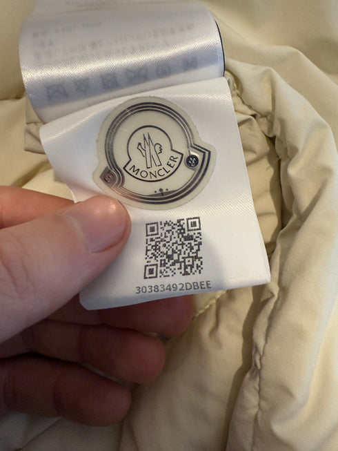 Moncler Yeres Jacket Size 3 Cream White