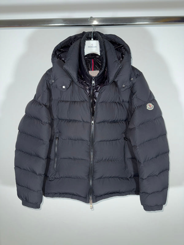 Moncler Brique Jacket Size 5 Black