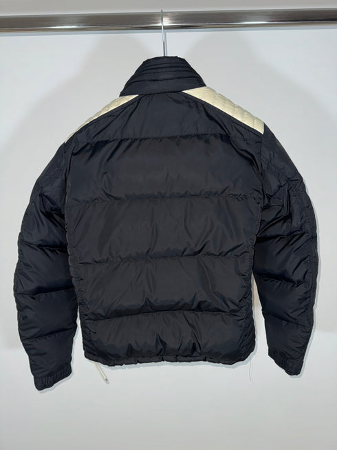 Moncler Jacket Austin size 4 black